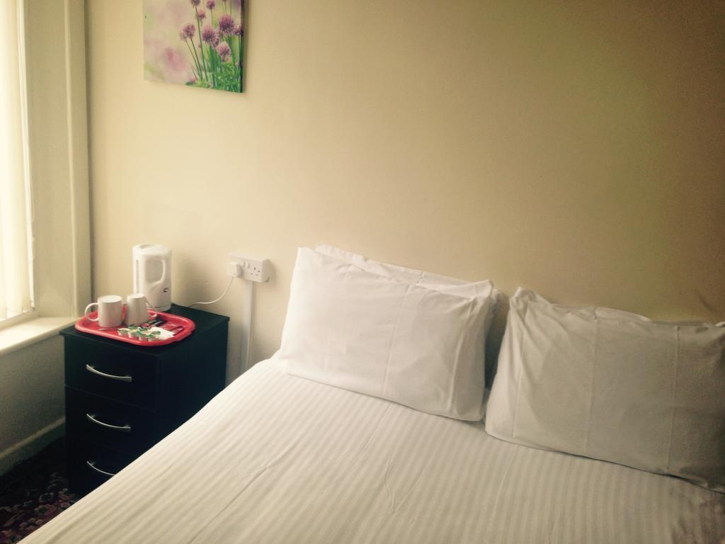 Peek-A-Booze - Budget Hotel - Adults Only Blackpool Quarto foto